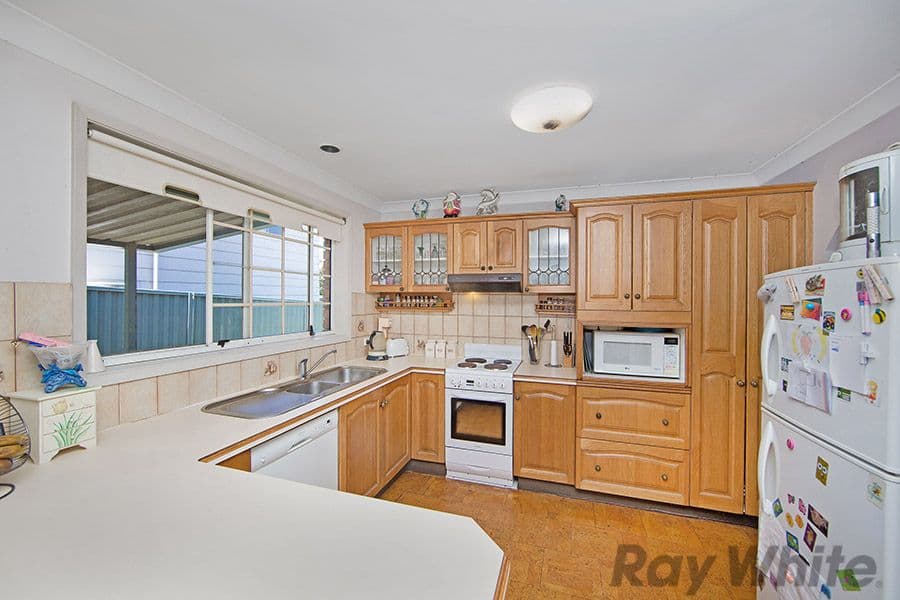 14 Craigie Avenue, Kanwal NSW 2259, Kanwal - Thumbnail 2