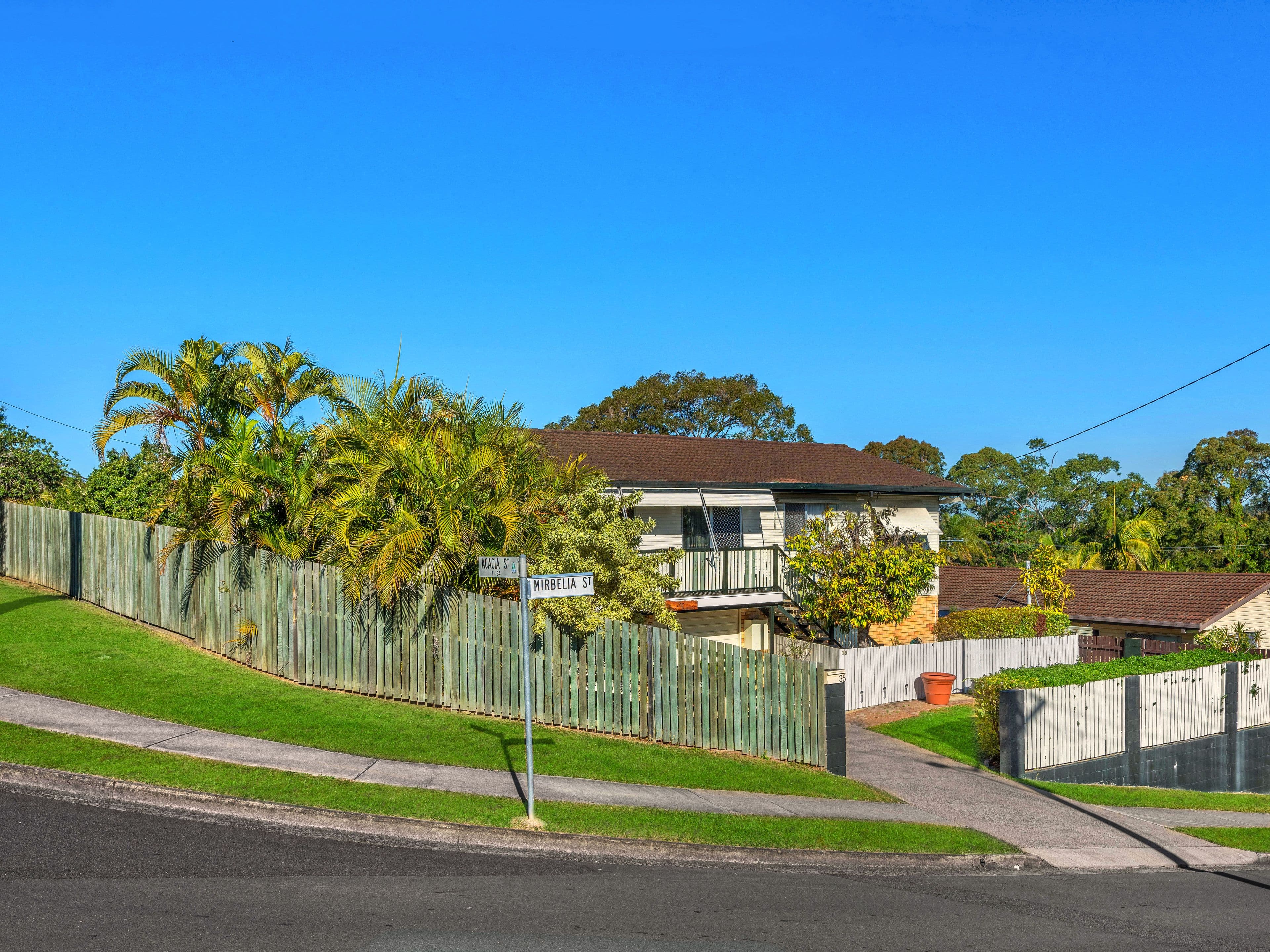 35 Mirbelia Street, Everton Hills QLD 4053, Everton Hills - Thumbnail 2