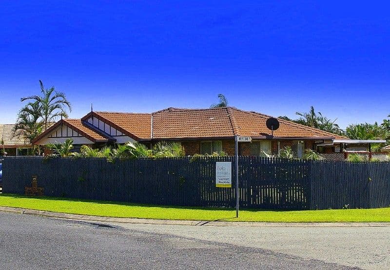 18 Linthaven Drive, ROTHWELL QLD 4022, Rothwell - Image 1