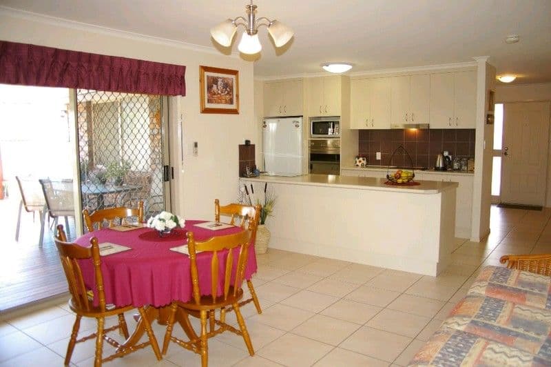 18 Linthaven Drive, ROTHWELL QLD 4022, Rothwell - Thumbnail 3