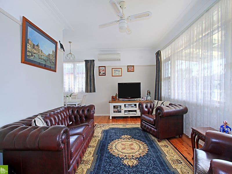 5 Lakelands Drive, DAPTO NSW 2530, Dapto - Thumbnail 2