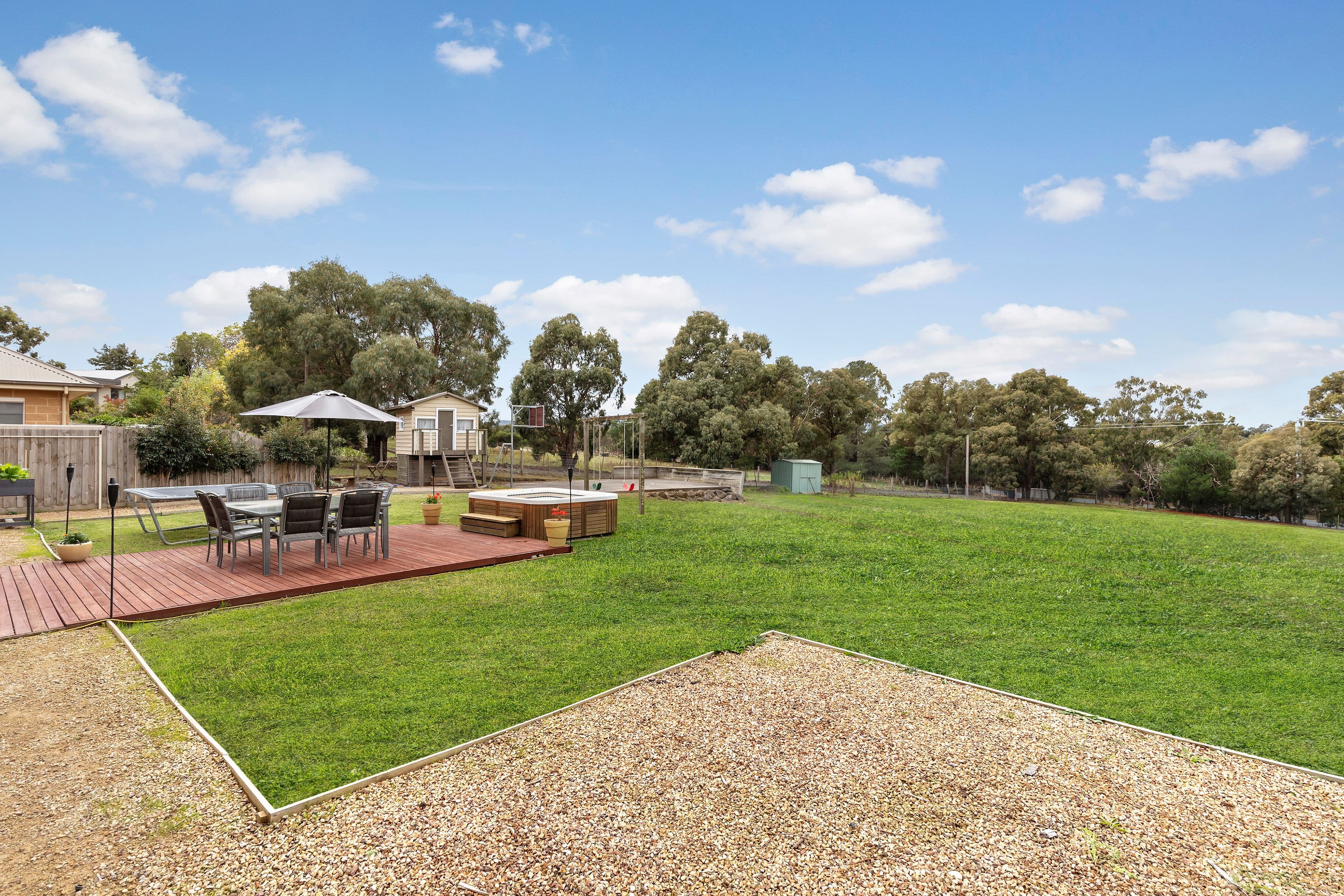24-26 Laurimar Hill Drive, Doreen VIC 3754, Doreen - Thumbnail 2