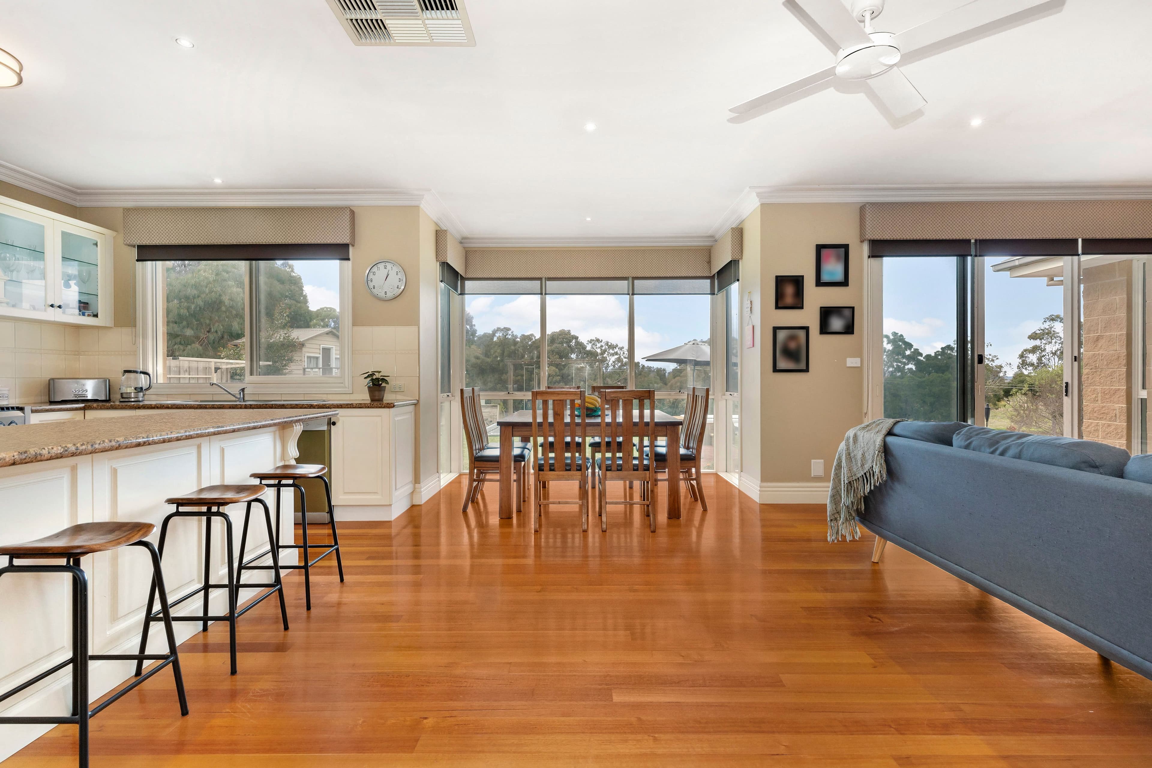 24-26 Laurimar Hill Drive, Doreen VIC 3754, Doreen - Thumbnail 3