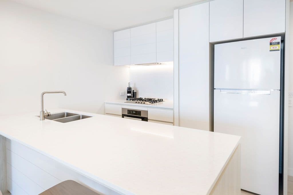 12 Philip Avenue, Broadbeach QLD 4218, Broadbeach - Thumbnail 4