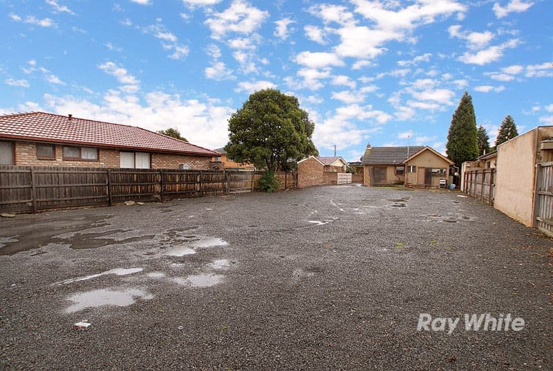 13 Adelaide Street, DANDENONG VIC 3175, Dandenong - Thumbnail 3
