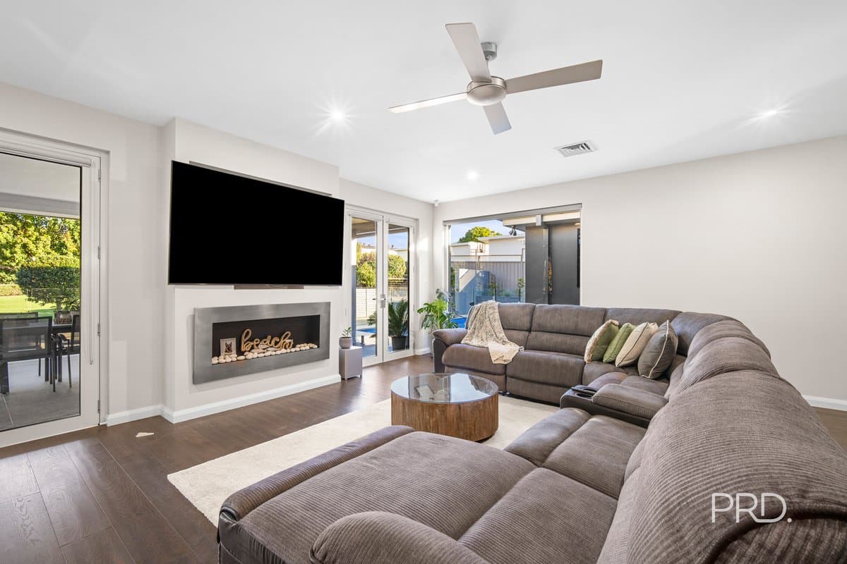 29 Plunkett Drive, LAKE ALBERT NSW 2650, Lake Albert - Thumbnail 6