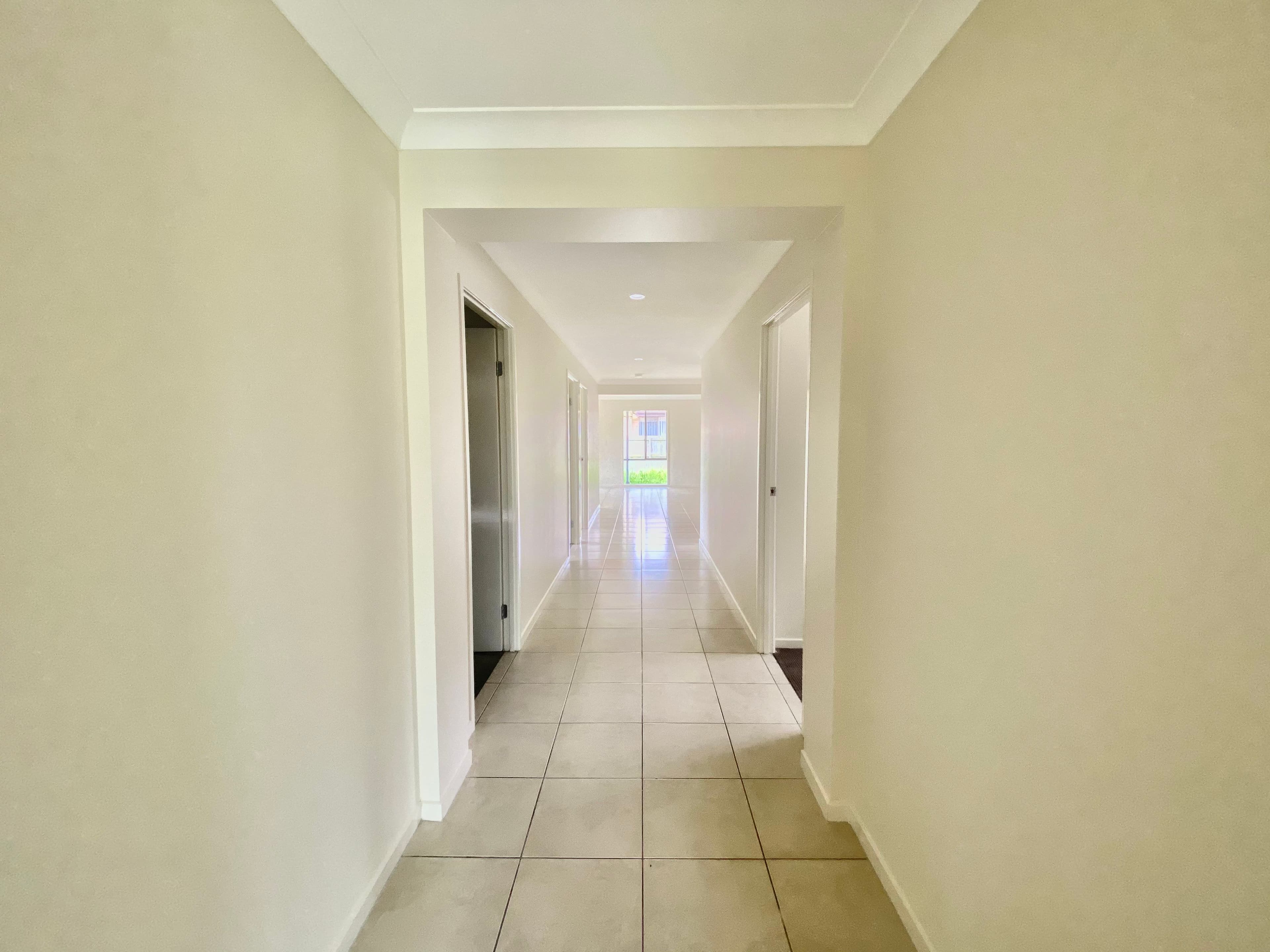 7 Zanow Street, North Booval QLD 4304, North Booval - Thumbnail 6