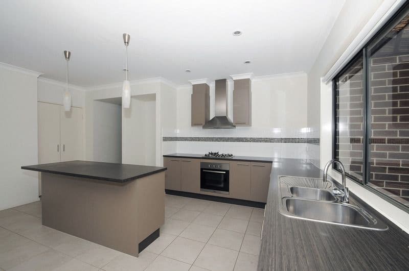 17 Sky Way, CARRUM DOWNS VIC 3201, Carrum Downs - Thumbnail 2