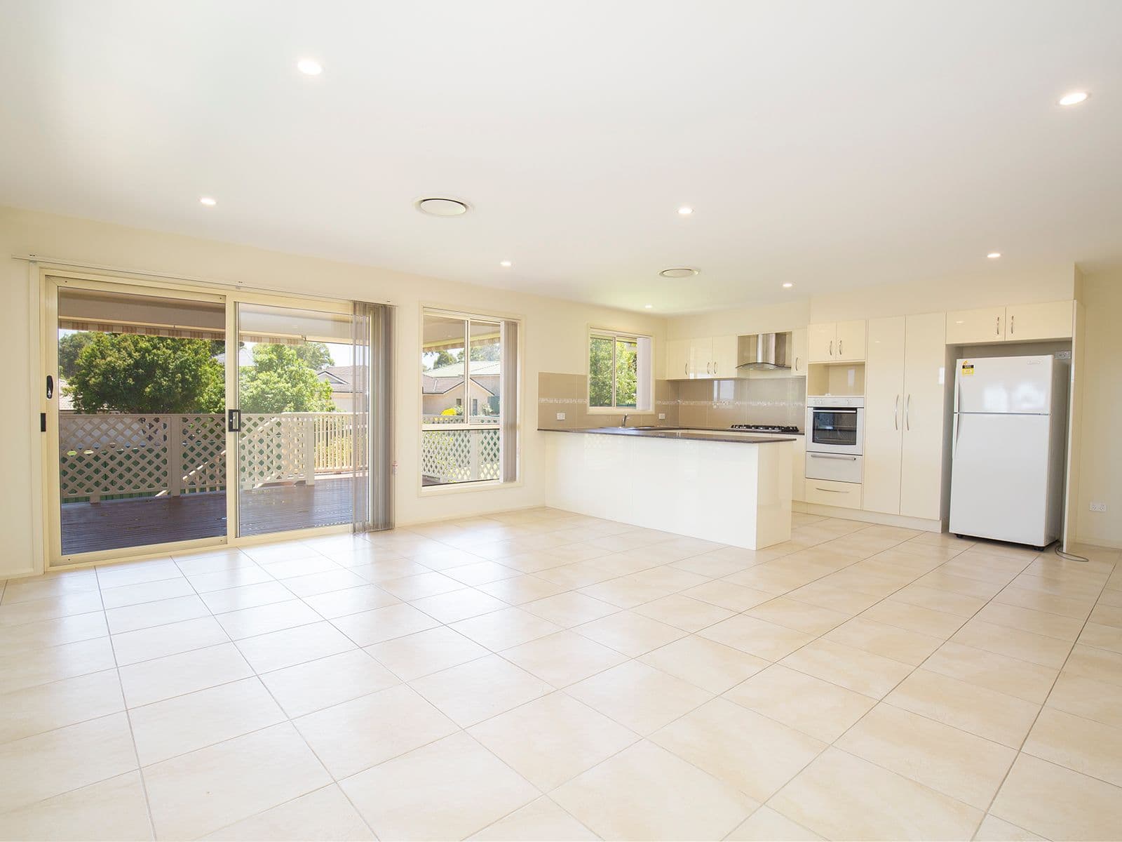 2 Sandalwood Avenue, Fletcher - Thumbnail 3