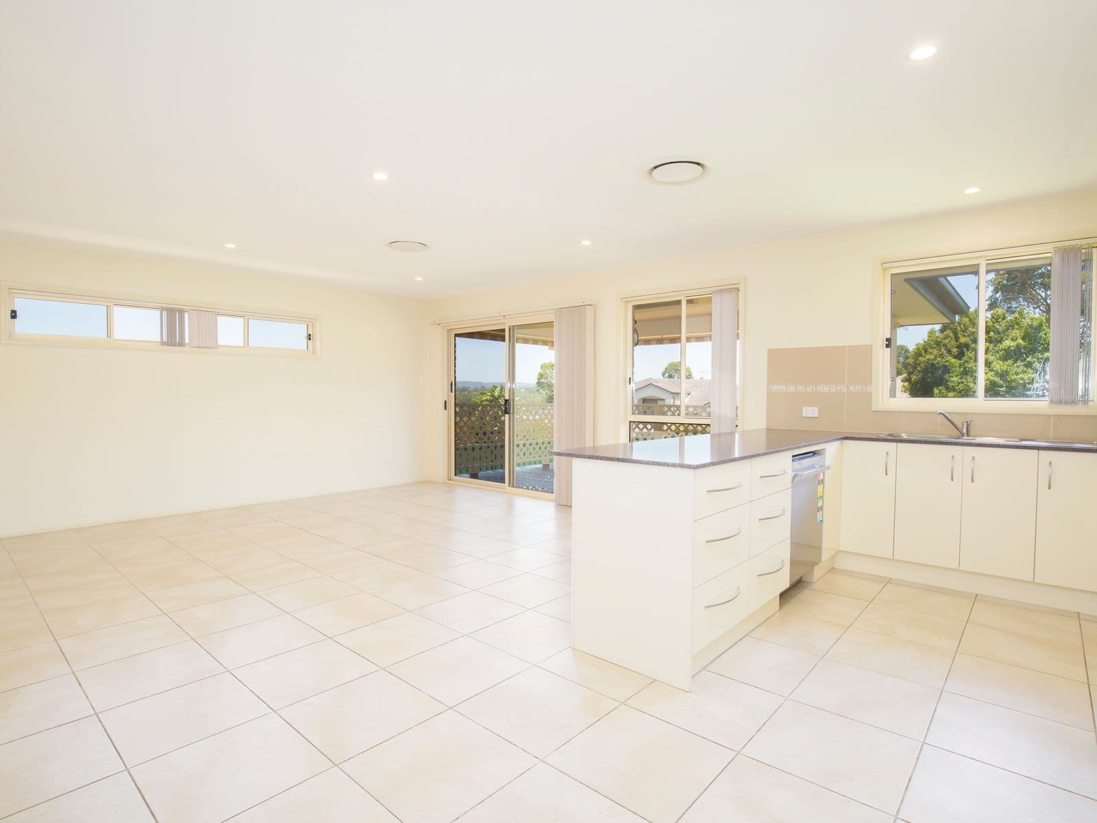 2 Sandalwood Avenue, Fletcher - Thumbnail 4