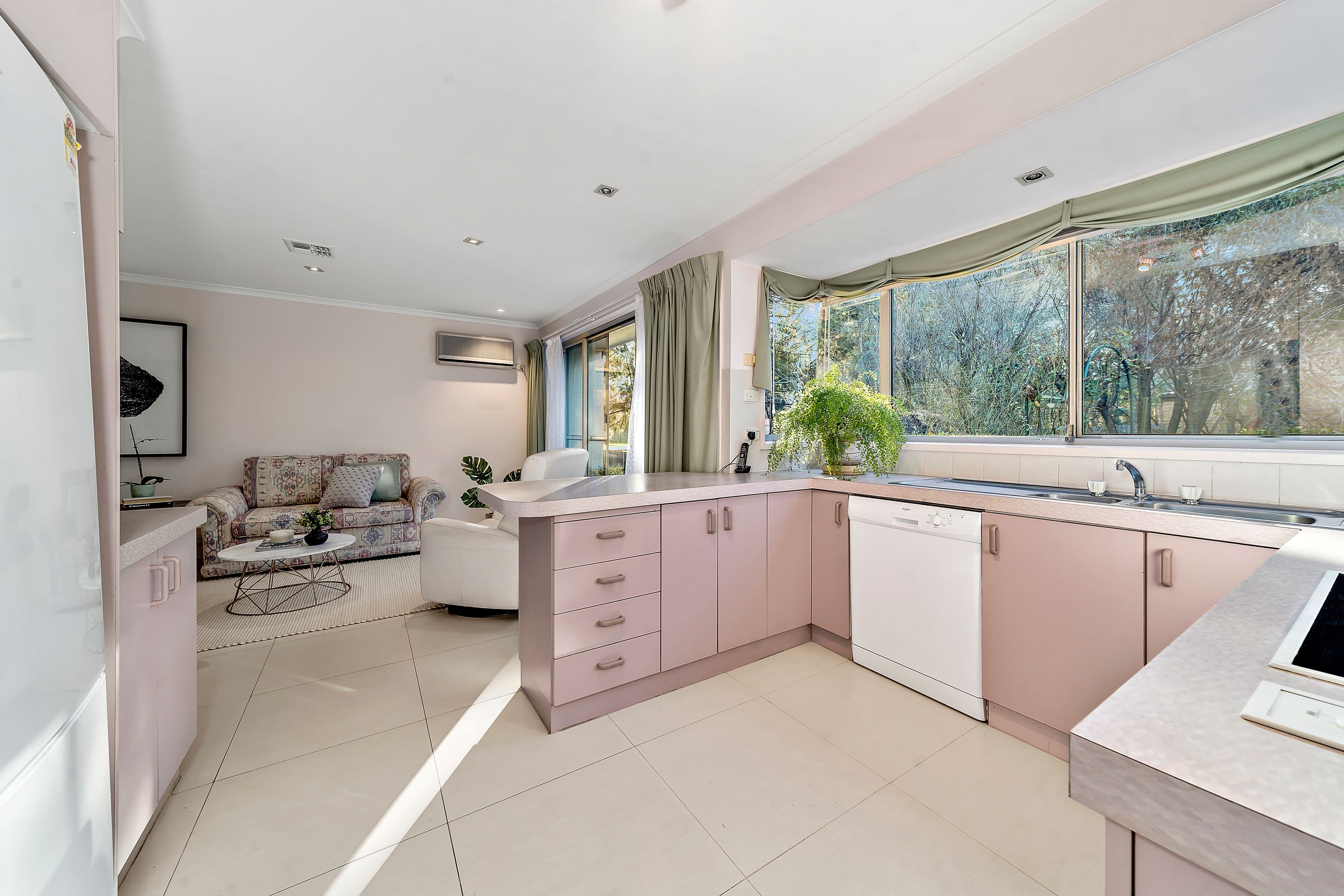 6 Guest Place, Macquarie ACT 2614, Macquarie - Thumbnail 6