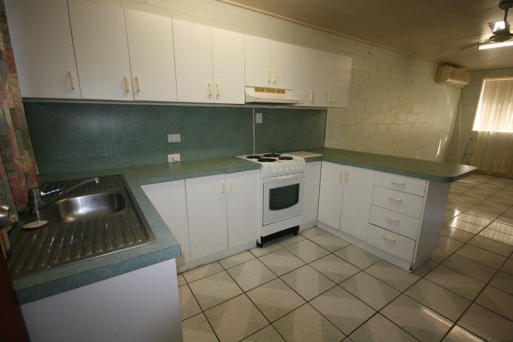 45 Beach Road, Sarina QLD 4737, Sarina - Thumbnail 2