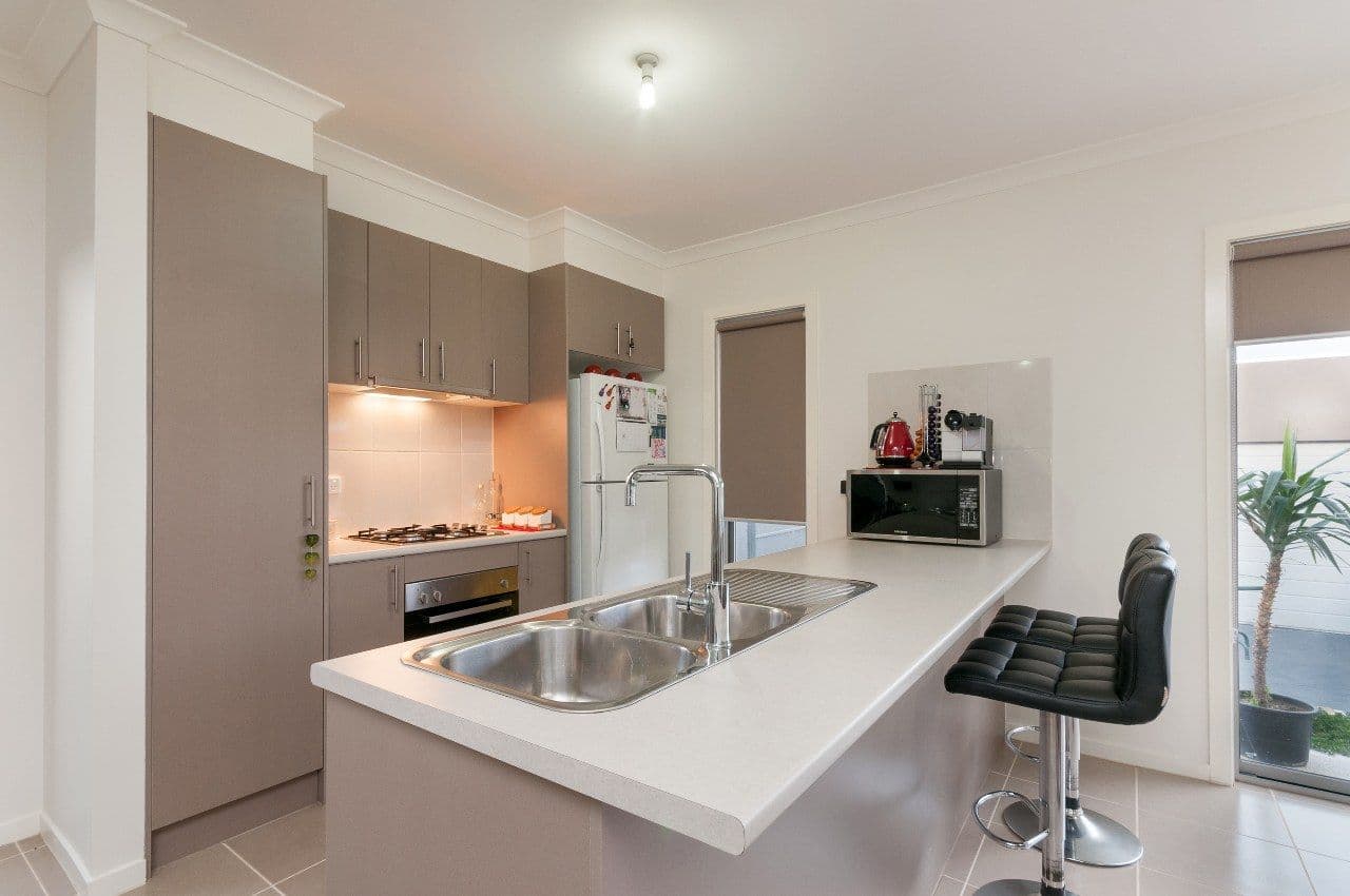 21 Hadley Lane, CRAIGIEBURN VIC 3064, Craigieburn - Thumbnail 3