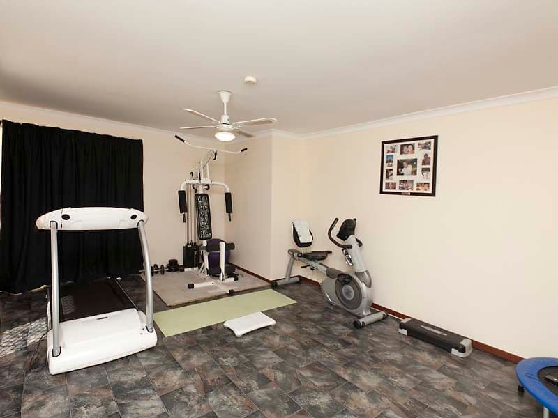 30 Sloan Drive, LEDA WA 6170, Leda - Thumbnail 6