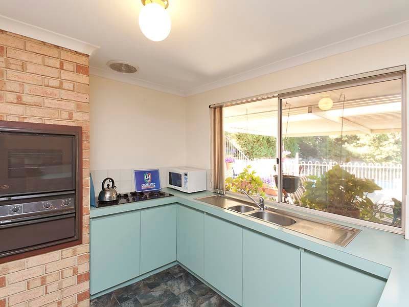 30 Sloan Drive, LEDA WA 6170, Leda - Thumbnail 8