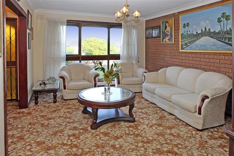 2 Edgewood Close, THOMASTOWN VIC 3074, Thomastown - Thumbnail 2