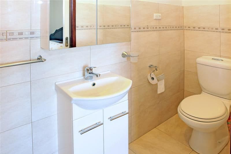 2 Edgewood Close, THOMASTOWN VIC 3074, Thomastown - Thumbnail 4