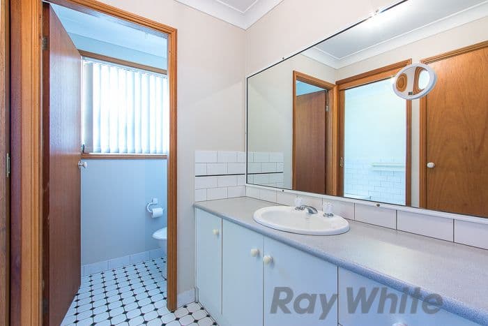 143 Sandgate Road, Birmingham Gardens - Thumbnail 3