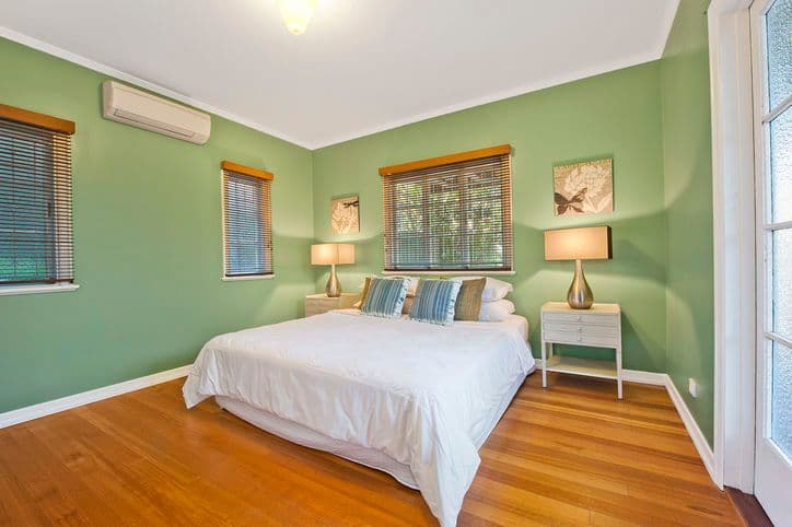 96 Alexandra Street, BARDON QLD 4065, Bardon - Thumbnail 6