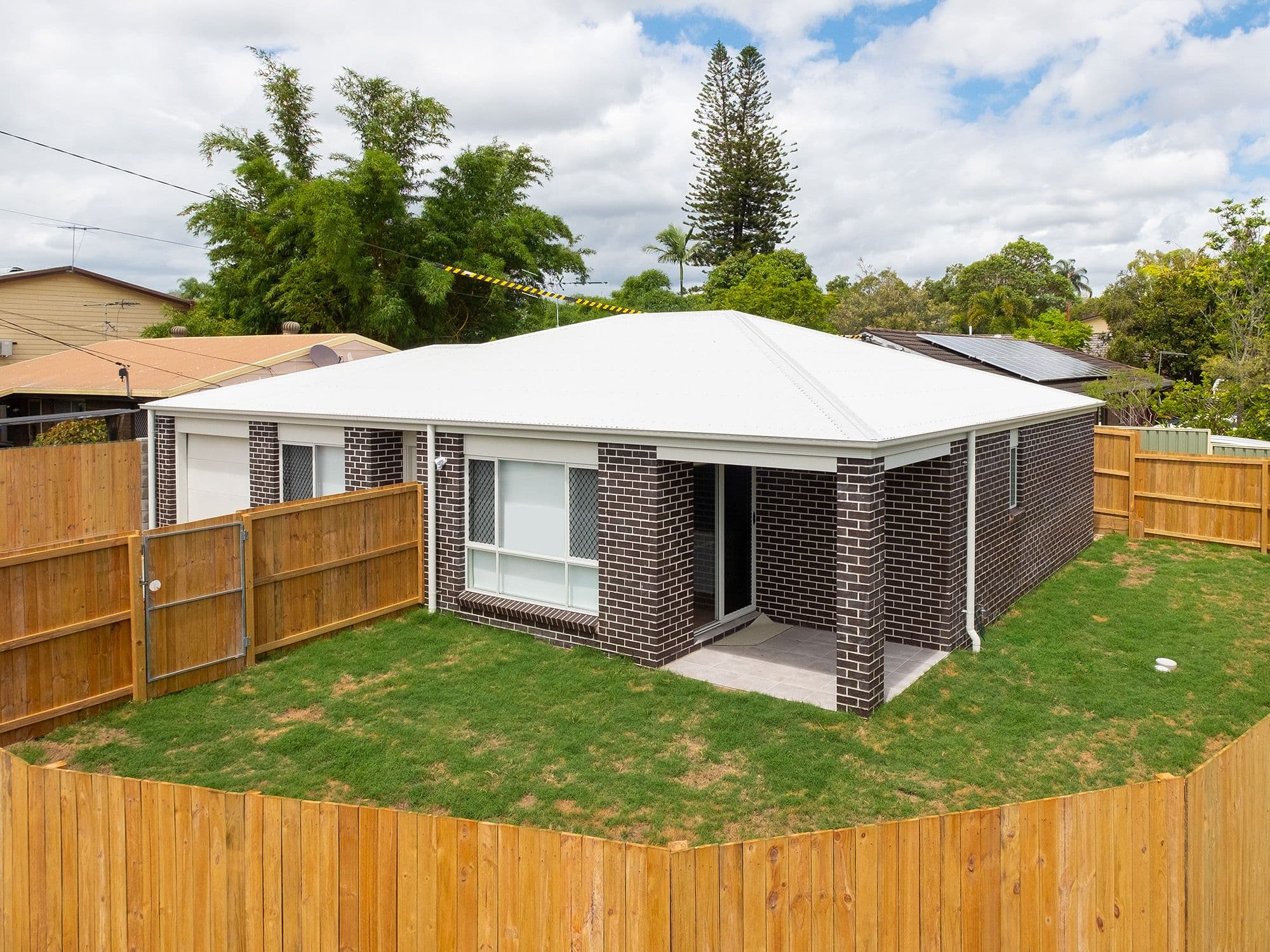 35 Hakari Street, Crestmead QLD 4132, Crestmead - Thumbnail 2