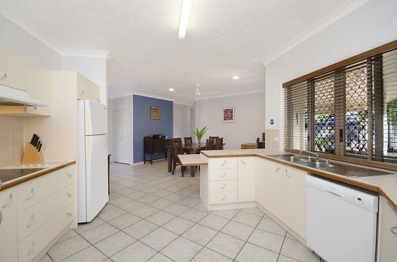 30 Eliza Street, KELSO QLD 4815, Kelso - Thumbnail 3
