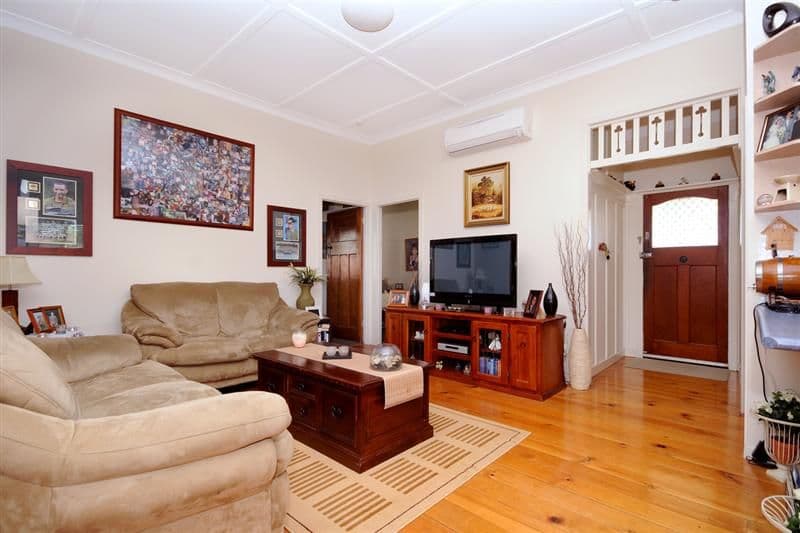 332 Hume Street, TOOWOOMBA QLD 4350, Toowoomba - Thumbnail 3