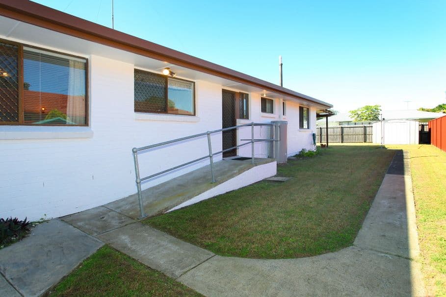 15 Peter Parade, MERMAID WATERS QLD 4218, Mermaid Waters - Thumbnail 6