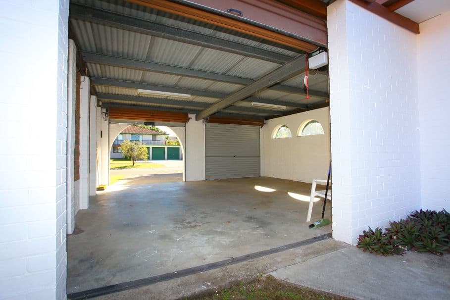 15 Peter Parade, MERMAID WATERS QLD 4218, Mermaid Waters - Thumbnail 7