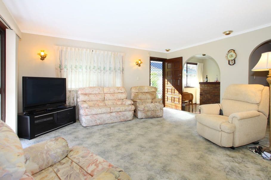 15 Peter Parade, MERMAID WATERS QLD 4218, Mermaid Waters - Thumbnail 8