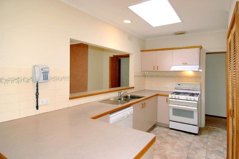9 May Street, BUNDOORA VIC 3083, Bundoora - Thumbnail 2