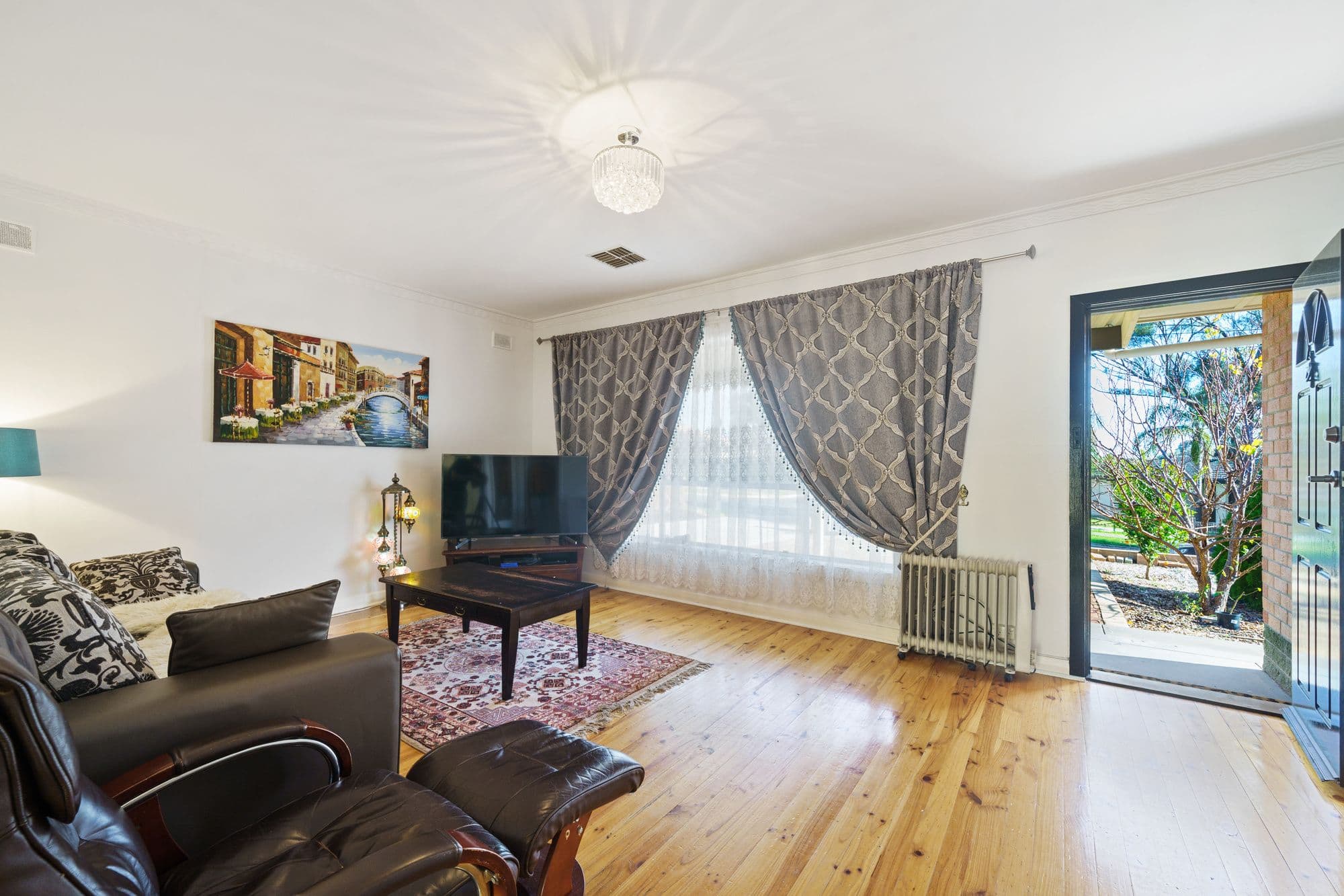 30A Lindsay Avenue, Valley View SA 5093, Valley View - Thumbnail 3