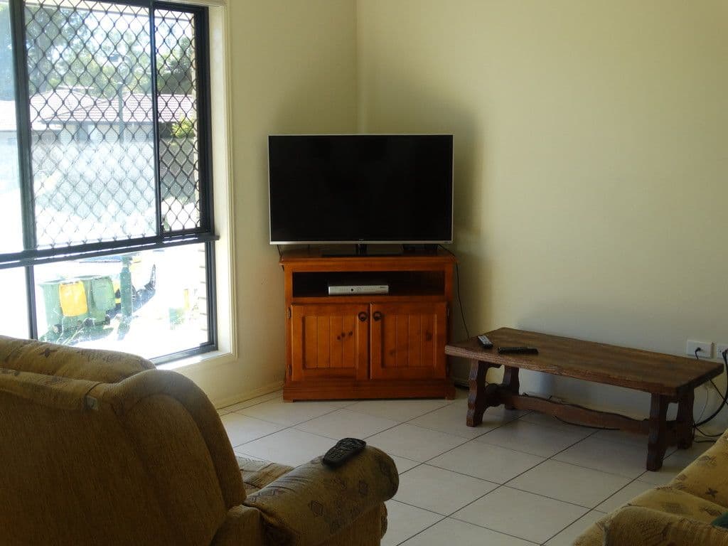 7 Barker Close, Goodna QLD 4300, Goodna - Thumbnail 2