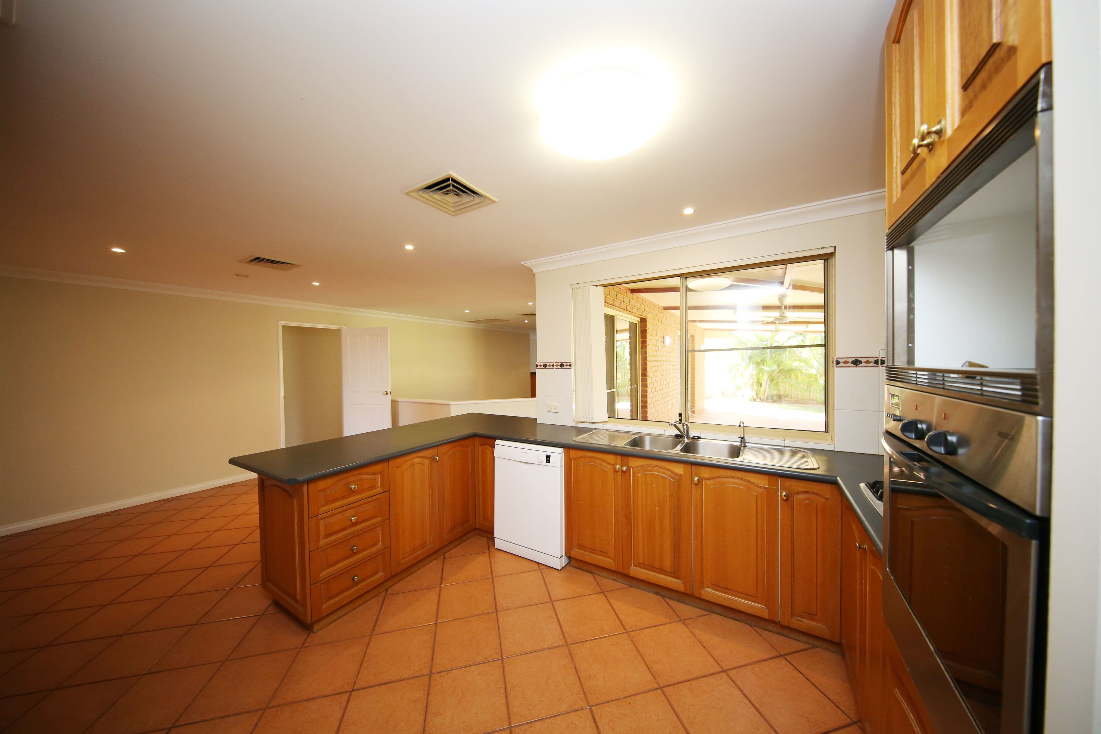 1 Baseden Way, Nickol WA 6714, Nickol - Thumbnail 5