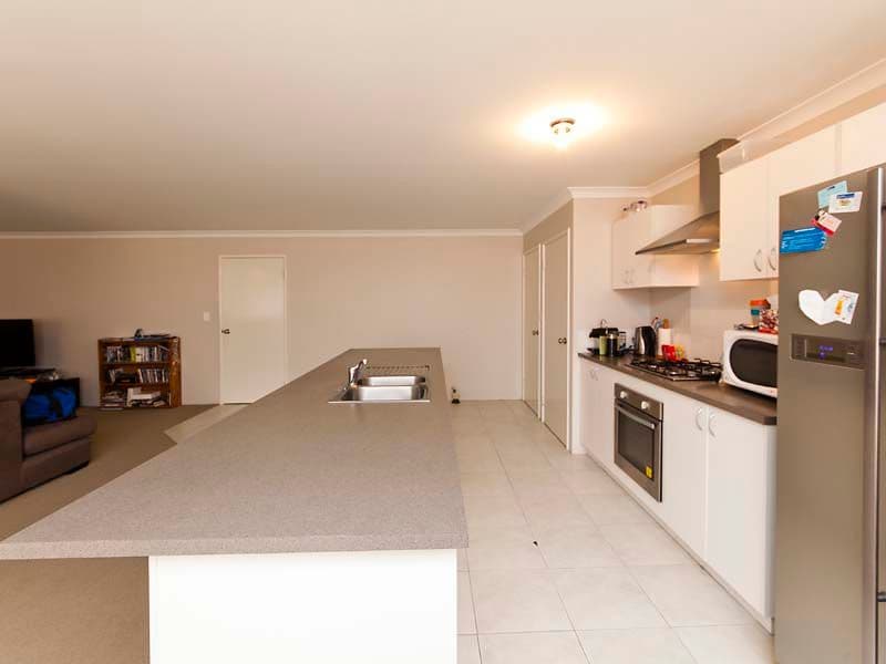 12 Amity Circuit, SHOALWATER WA 6169, Shoalwater - Thumbnail 2