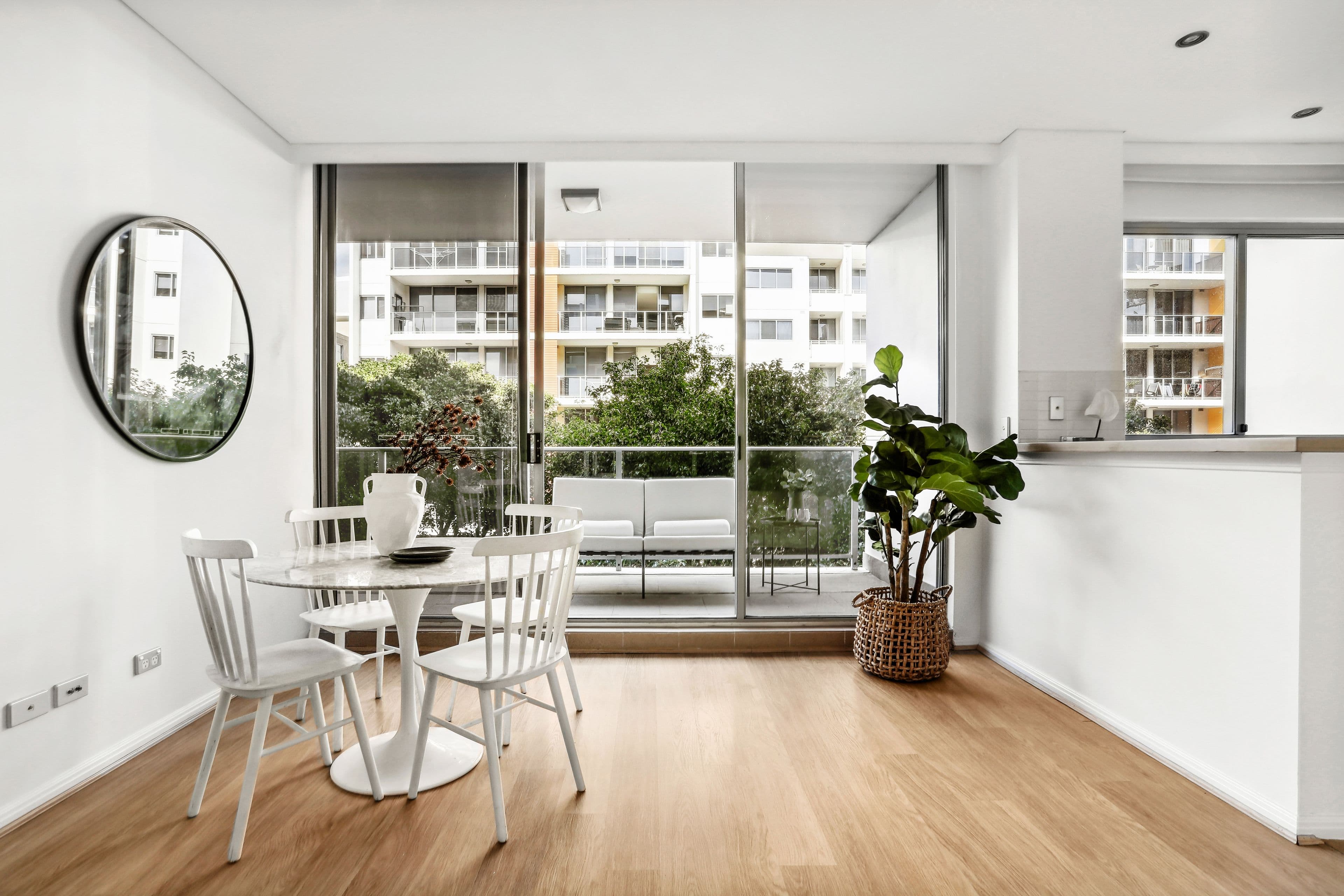 5 Rothschild Avenue, Rosebery NSW 2018, Rosebery - Thumbnail 4