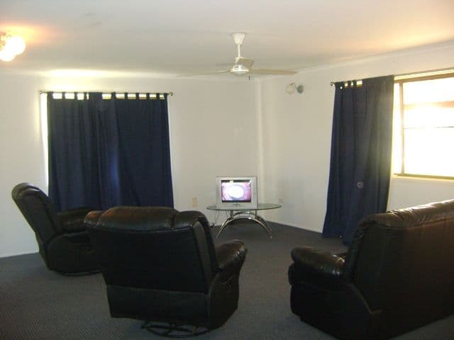 82 Beaconsfield Road, BEACONSFIELD QLD 4740, Beaconsfield - Thumbnail 8