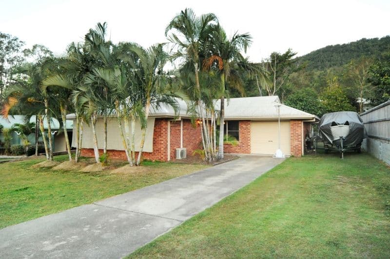 12 Esk Terrace, CANNONVALE QLD 4802, Cannonvale - Image 1