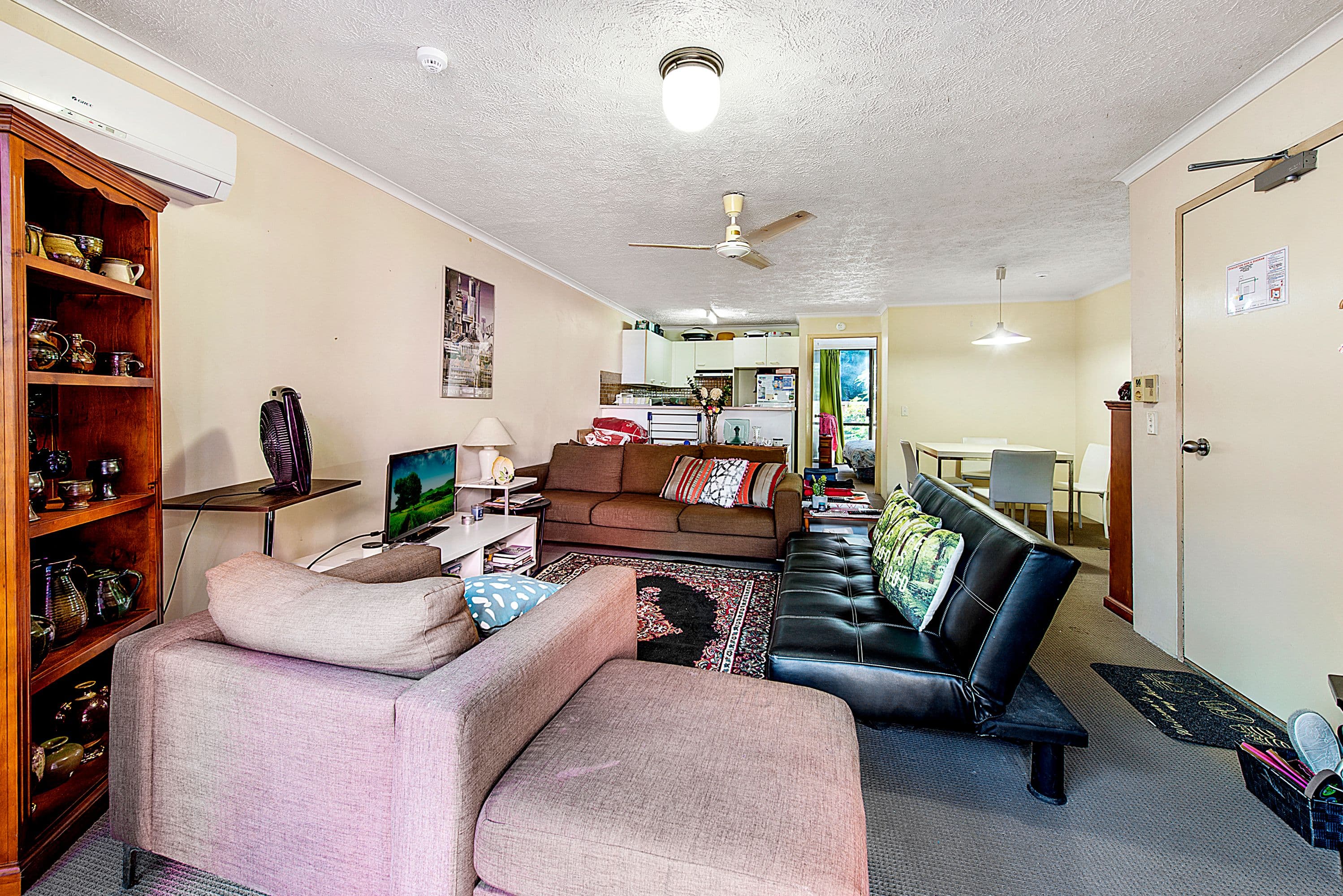 13 Longwood Drive, Epping VIC 3076, Epping - Thumbnail 2