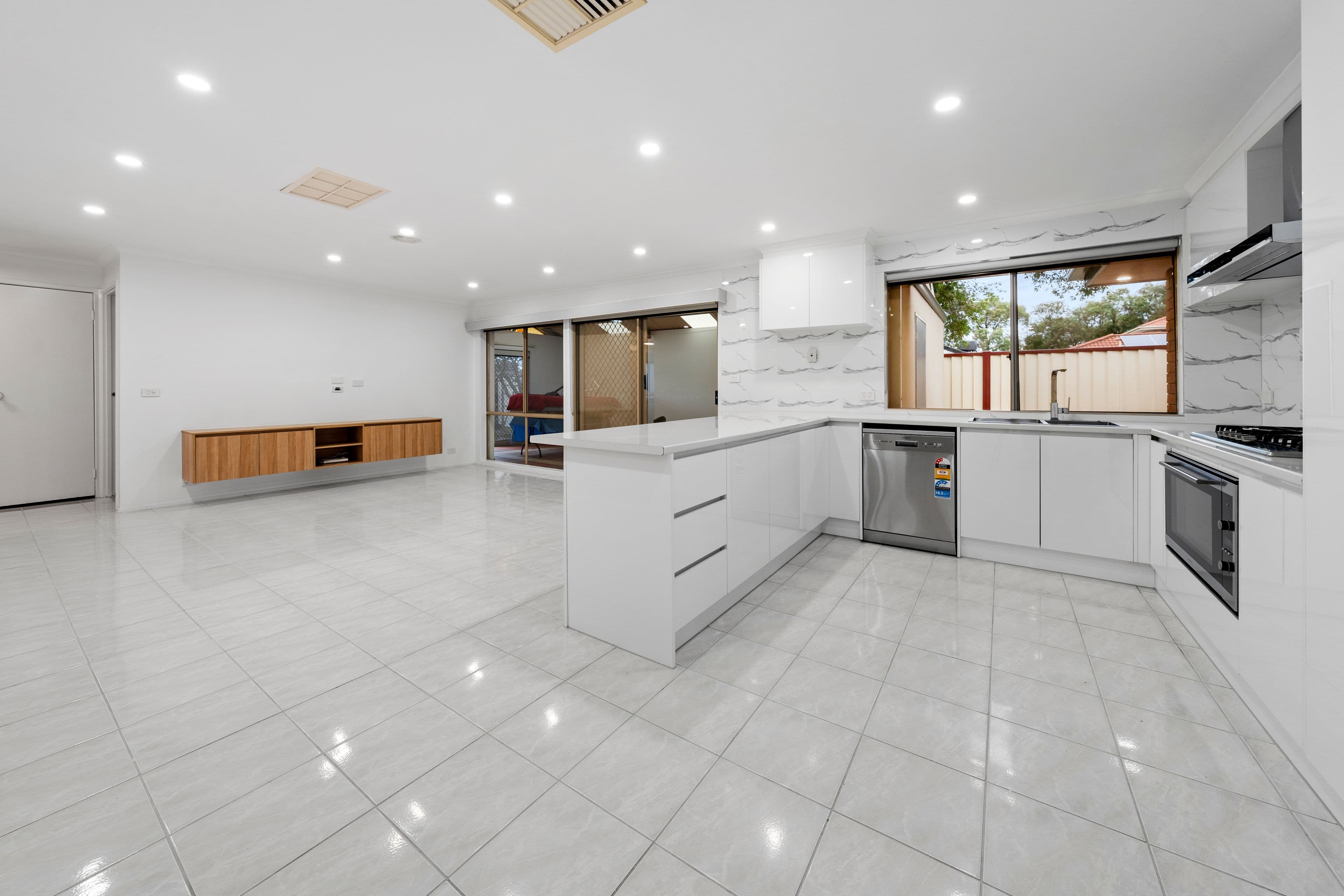 5 Mercer Court, Delahey VIC 3037, Delahey - Thumbnail 3