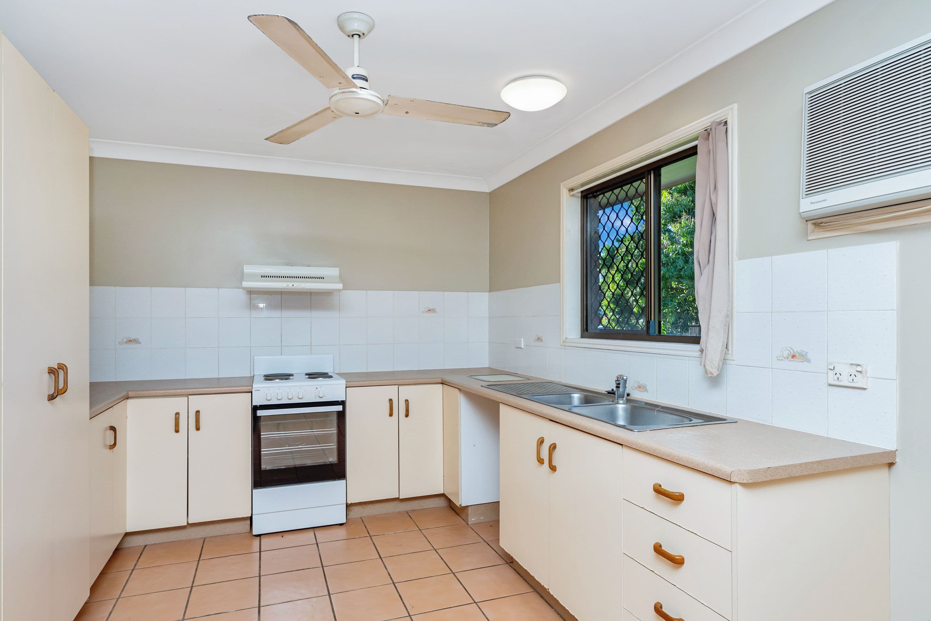 94 Bergin Road, Cranbrook QLD 4814, Cranbrook - Thumbnail 4