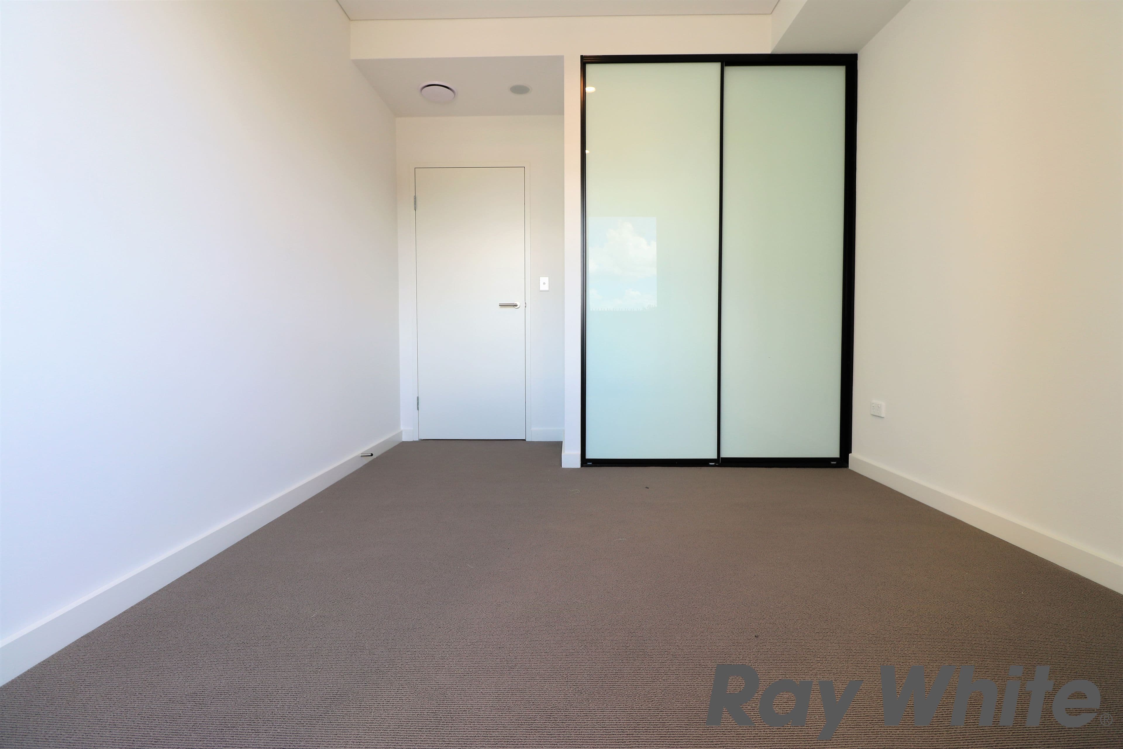 387 Macquarie Street, Liverpool NSW 2170, Liverpool - Thumbnail 4