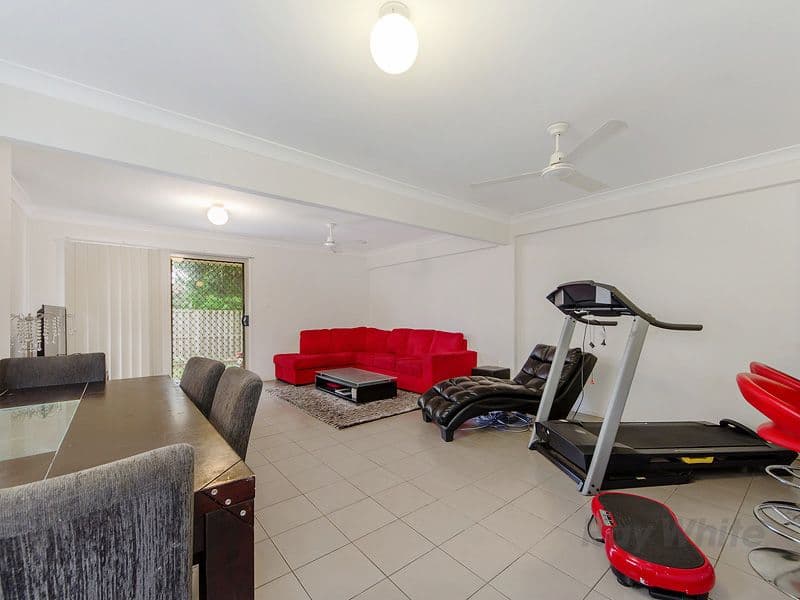 20 Halfway Drive, Ormeau QLD 4208, Ormeau - Thumbnail 3