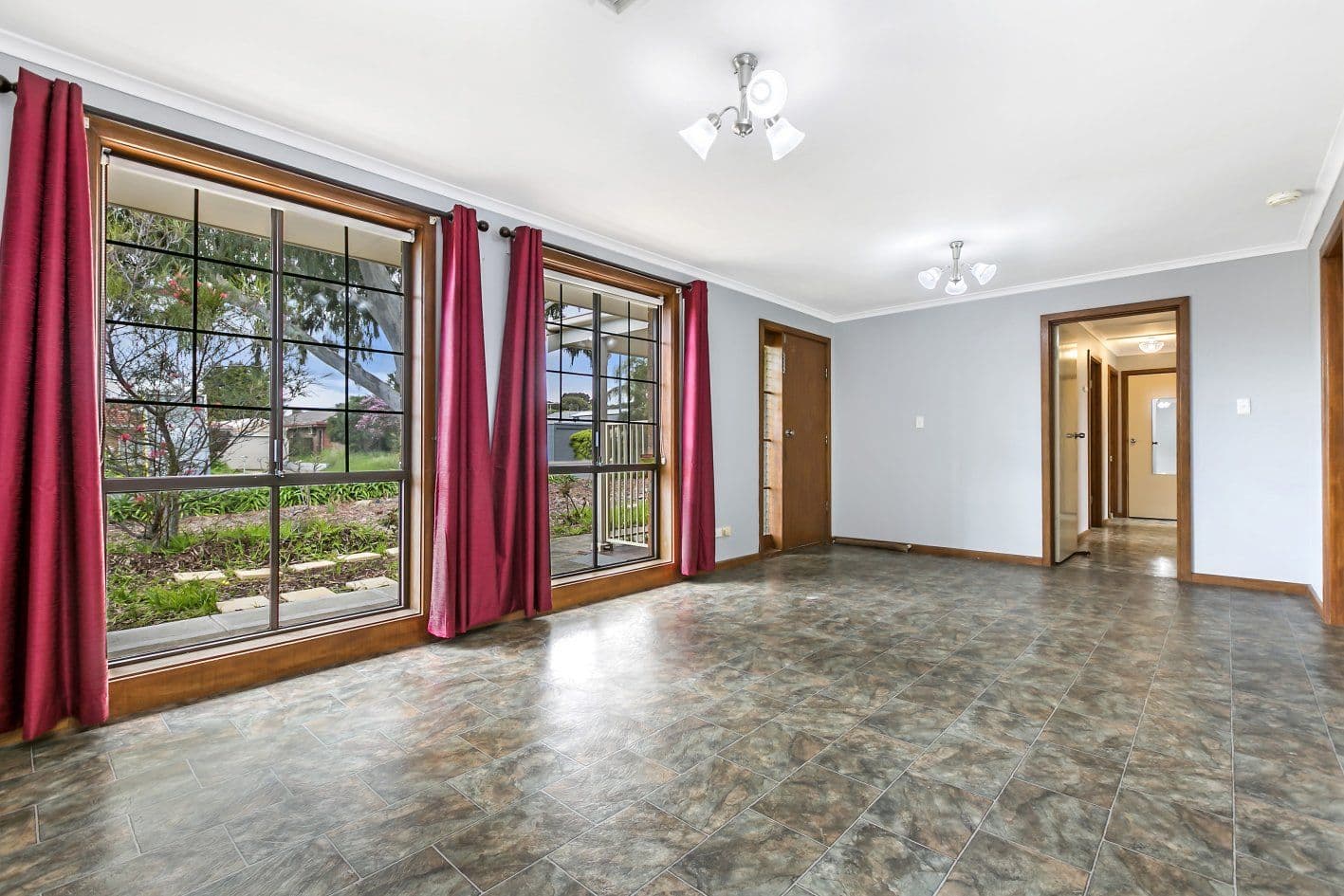 114 Taylors Avenue, Morphett Vale SA 5162, Morphett Vale - Thumbnail 2