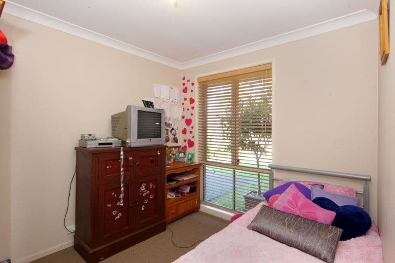 17 Lydford Court, Diamond Creek, Beverly Hills - Thumbnail 7