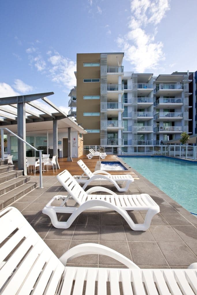 10 Fifth Avenue, Palm Beach QLD 4221, Palm Beach - Thumbnail 2