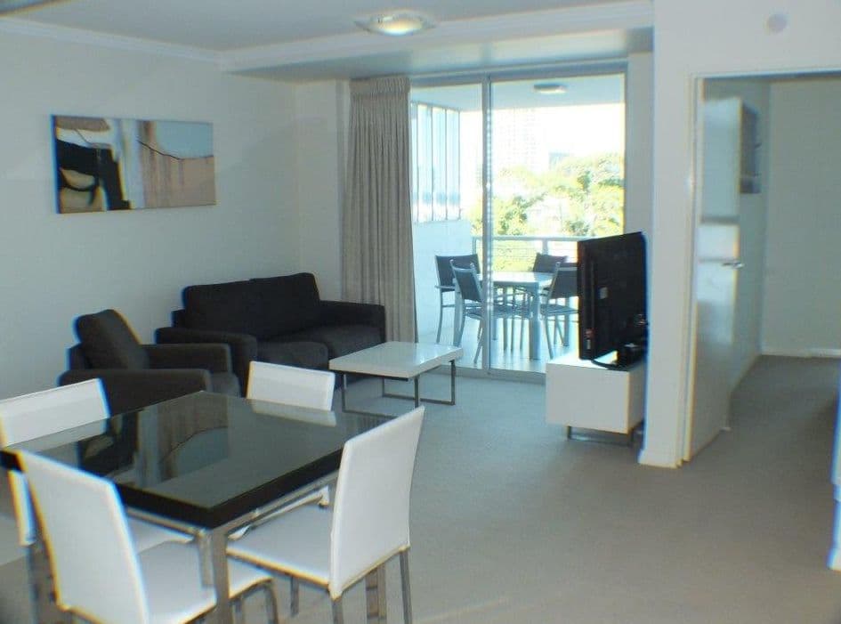 10 Fifth Avenue, Palm Beach QLD 4221, Palm Beach - Thumbnail 5