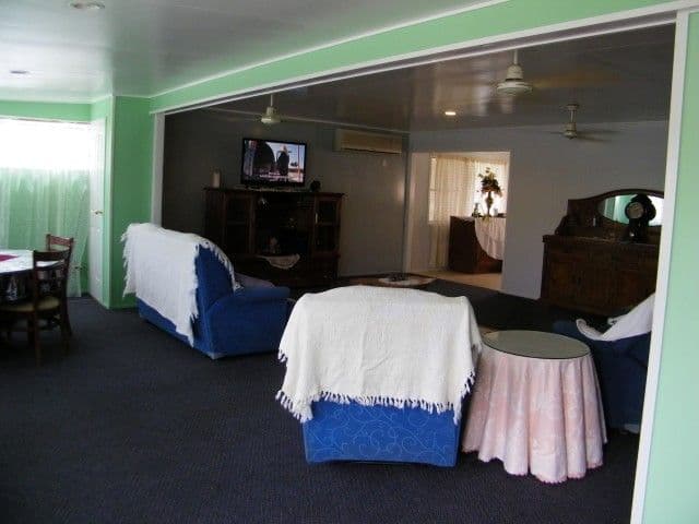 27 Dalton Street, CLINTON QLD 4680, Clinton - Thumbnail 3