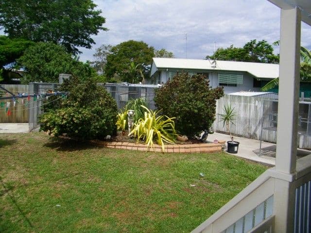 27 Dalton Street, CLINTON QLD 4680, Clinton - Thumbnail 4