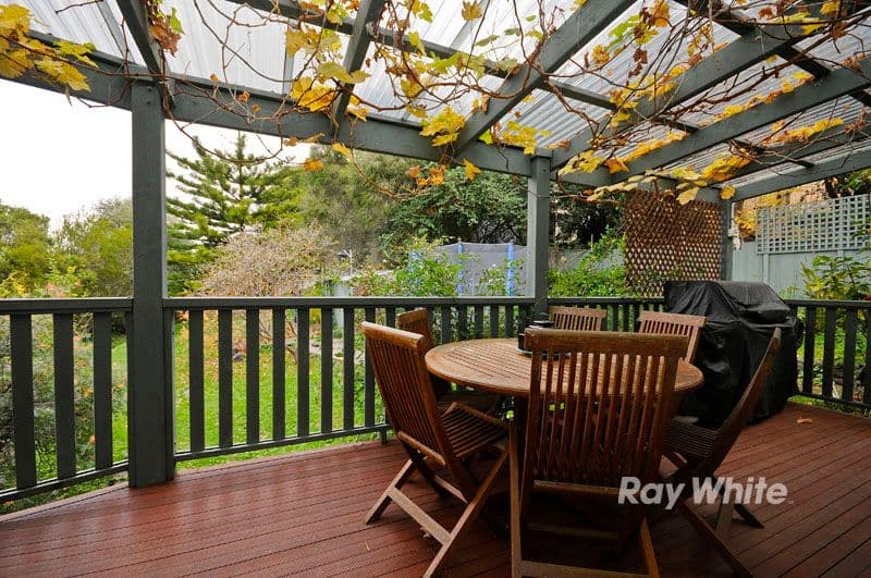 13 Chaundy Street, FERNTREE GULLY VIC 3156, Ferntree Gully - Thumbnail 2