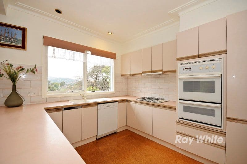 13 Chaundy Street, FERNTREE GULLY VIC 3156, Ferntree Gully - Thumbnail 5